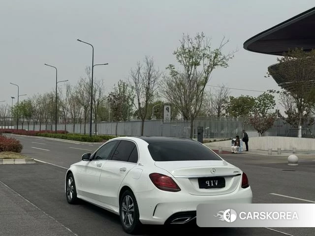Mercedes-Benz Class C 2021 Белый из Китая, фото 2
