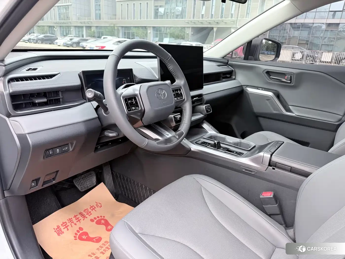 Toyota RAV4 id 4539256 из Китая 8