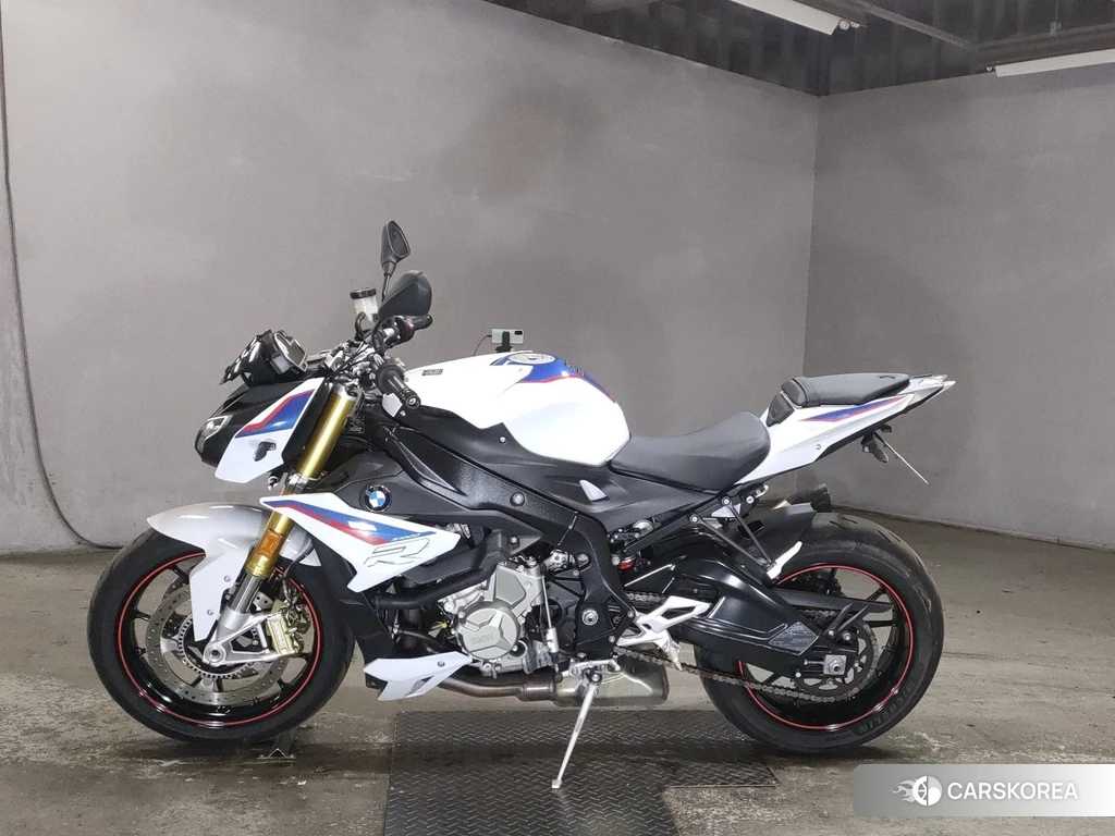 Проданный BMW S1000R 2018 из Японии, фото 2