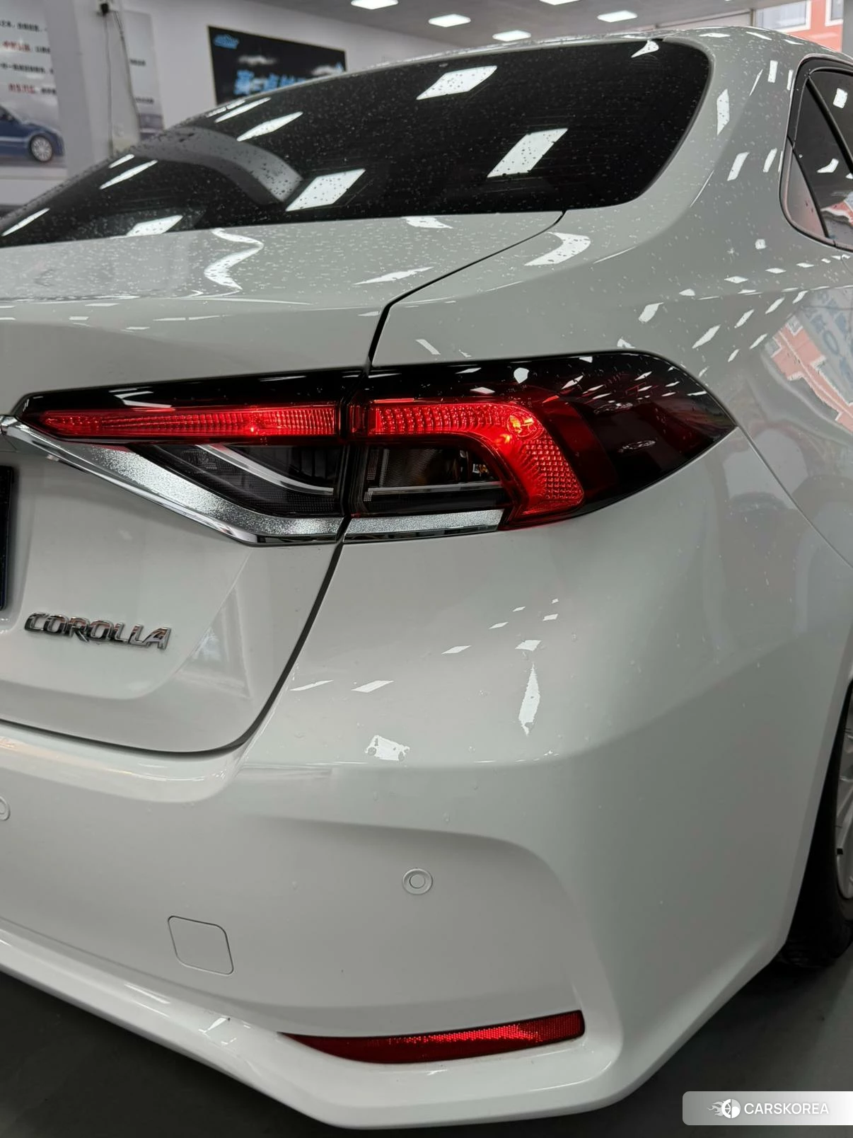 Toyota Corolla 2023 Белый из Китая, фото 4