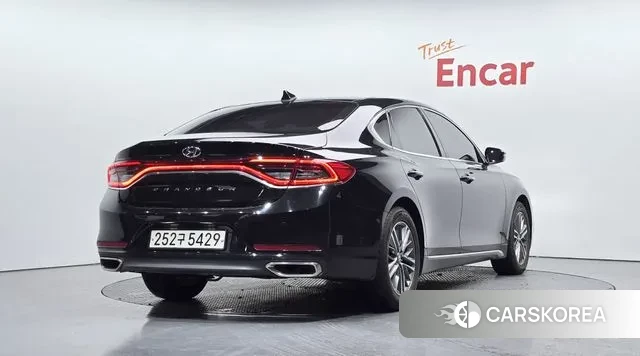 Hyundai Grandeur IG id 3728243 из Кореи 12