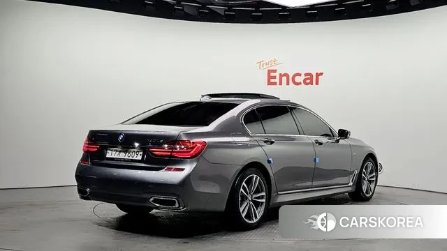 BMW 7 Series (G11) id 3677656 из Кореи 12