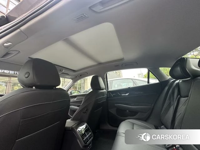 Volkswagen Passat id 4238216 из Китая 12