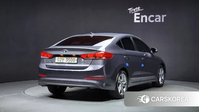 Hyundai Avante AD id 3112875 из Кореи 12