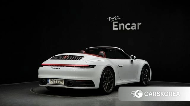 Porsche 911(992) id 4666814 из Кореи 12