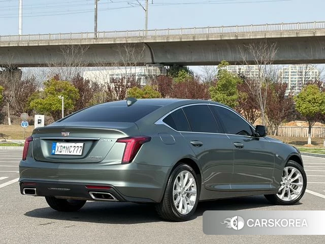 Cadillac CT5 id 4236180 из Китая 8