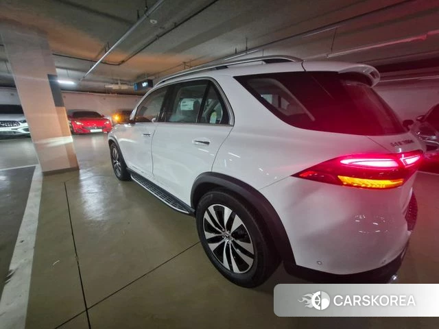 Mercedes-Benz GLE-Class W167 2026 Белый из Кореи, фото 2