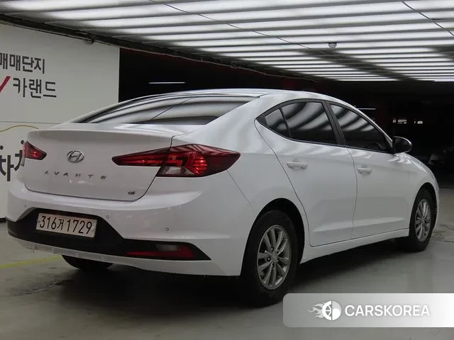 Hyundai The New Avante AD id 3626995 из Кореи 12