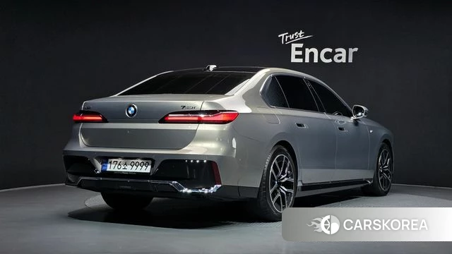 BMW 7 Series (G70) id 4645124 из Кореи 12