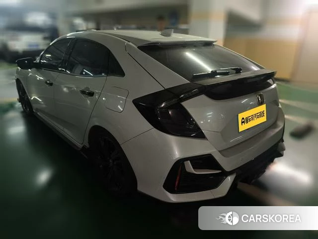 Honda Civic 2021 Белый из Китая, фото 2