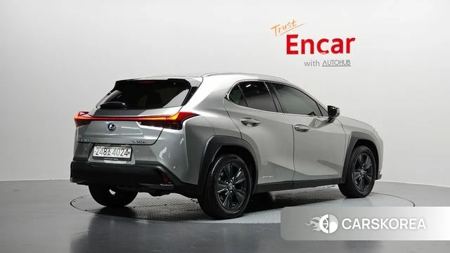 Lexus UX250h id 3954865 из Кореи 12