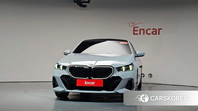 BMW 5 Series (G60) id 4669928 из Кореи 12
