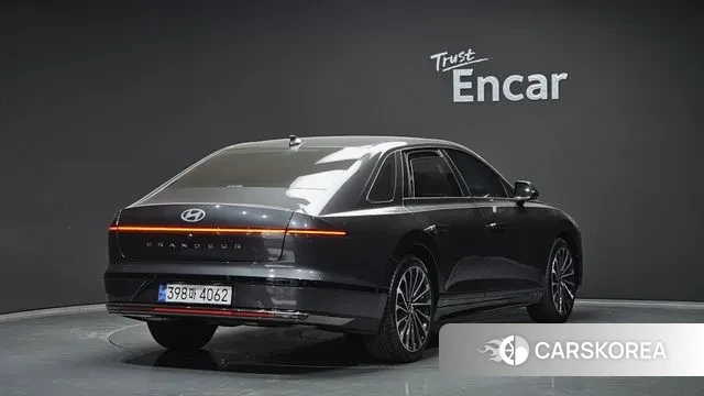 Hyundai Grandeur Hybrid (GN7) id 2905034 из Кореи 12