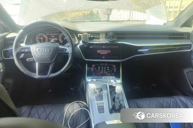 Audi A6L id 4279054 из Китая 9