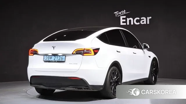 Tesla Model Y id 3646103 из Кореи 12