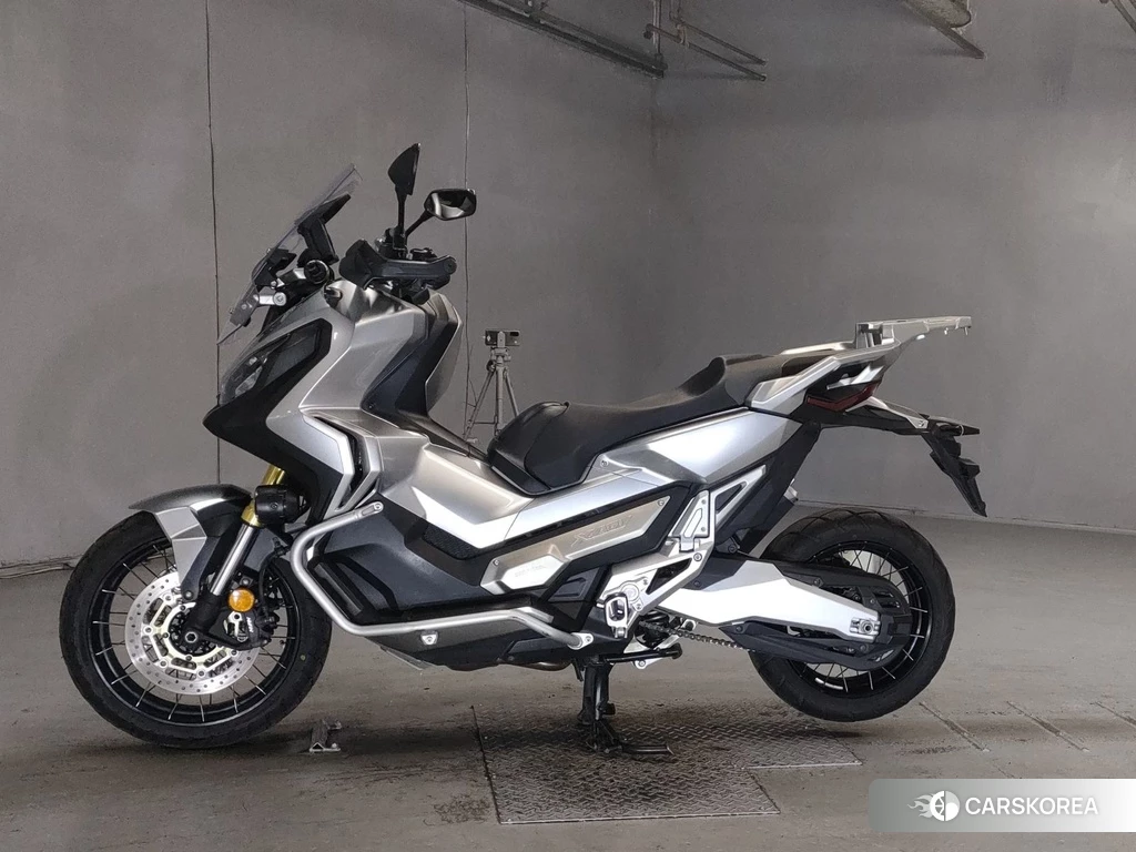 Проданный Honda X-ADV 750 2017 из Японии, фото 2