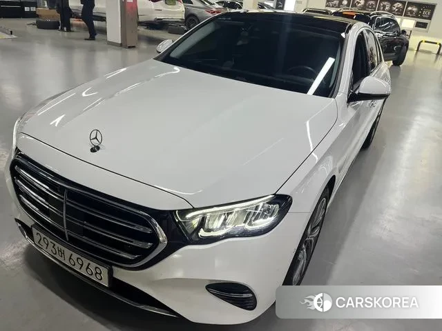 Mercedes-Benz E-Class W214 2024 Белый из Кореи, фото 2