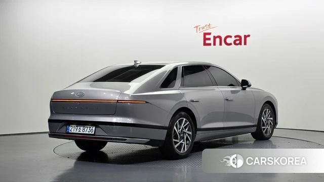 Hyundai Grandeur (GN7) id 3870915 из Кореи 12