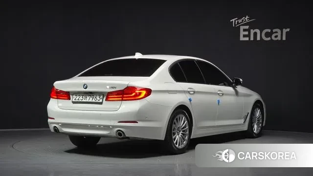 BMW 5 Series (G30) id 3587992 из Кореи 12