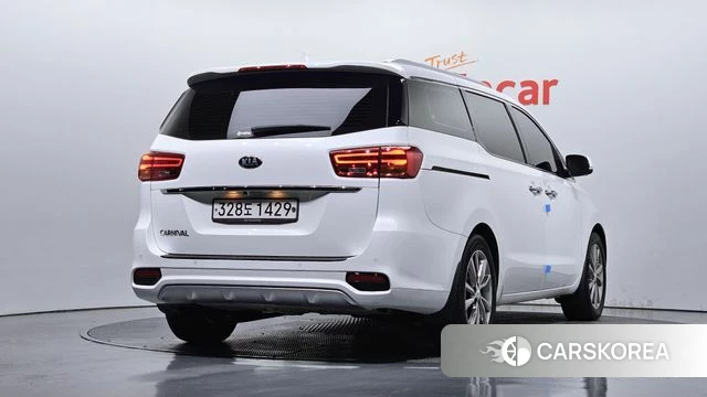 Kia The New Carnival id 4562870 из Кореи 12