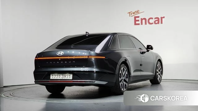Hyundai Grandeur (GN7) id 4201130 из Кореи 12