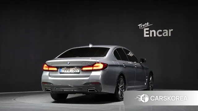 BMW 5 Series (G30) id 3447485 из Кореи 12