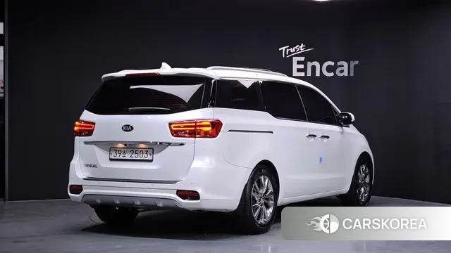 Kia The New Carnival id 3656437 из Кореи 12