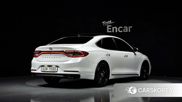 Hyundai Grandeur IG id 4325509 из Кореи 12