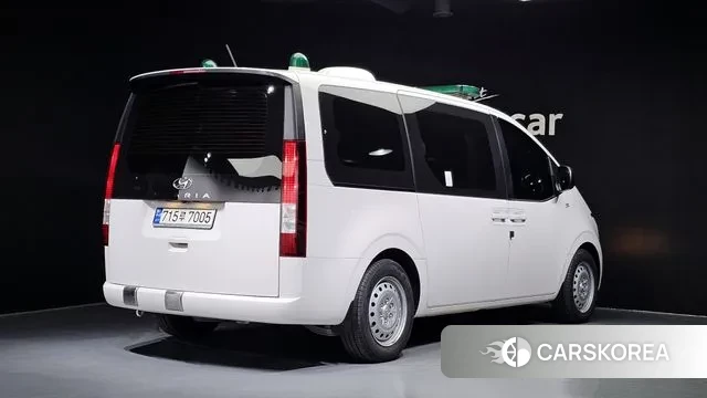 Hyundai Staria id 3300401 из Кореи 12