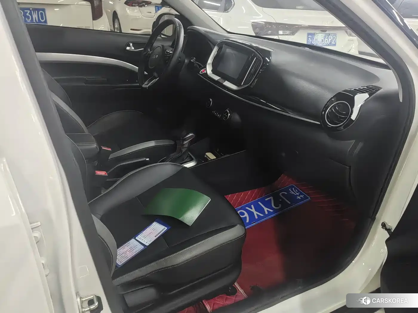 Kia KX1 2023 Белый из Китая, фото 2