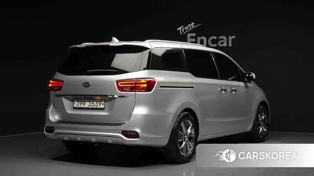 Kia The New Carnival id 4430558 из Кореи 12