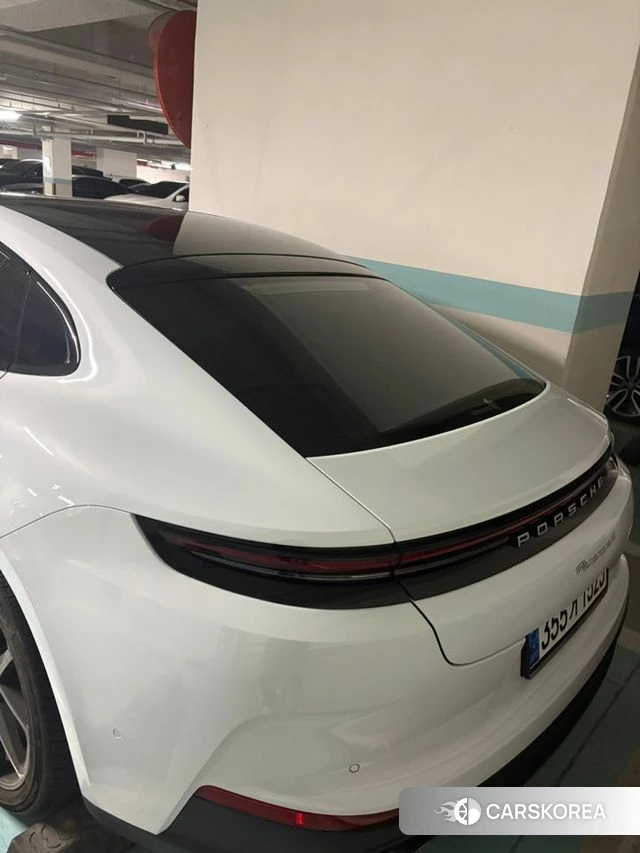 Porsche Panamera (976) 2024 Белый из Кореи, фото 2