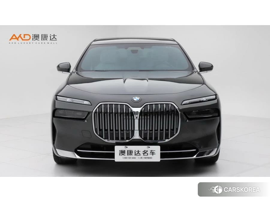 BMW 7 series 2022 Темно-серый из Китая, фото 2