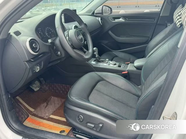 Audi A3 2021 Белый из Китая, фото 2
