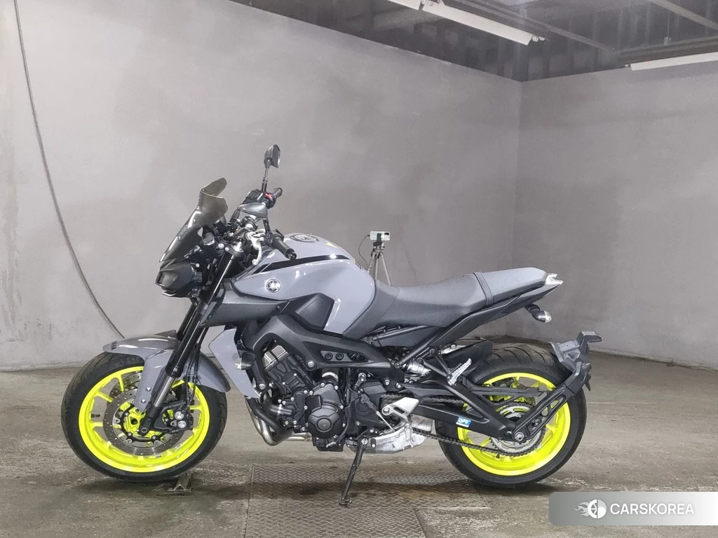 Проданный Yamaha MT-09 2017 из Японии