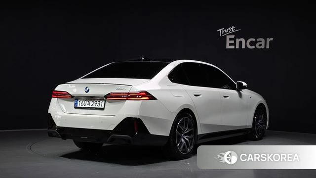 BMW 5 Series (G60) id 4584368 из Кореи 12