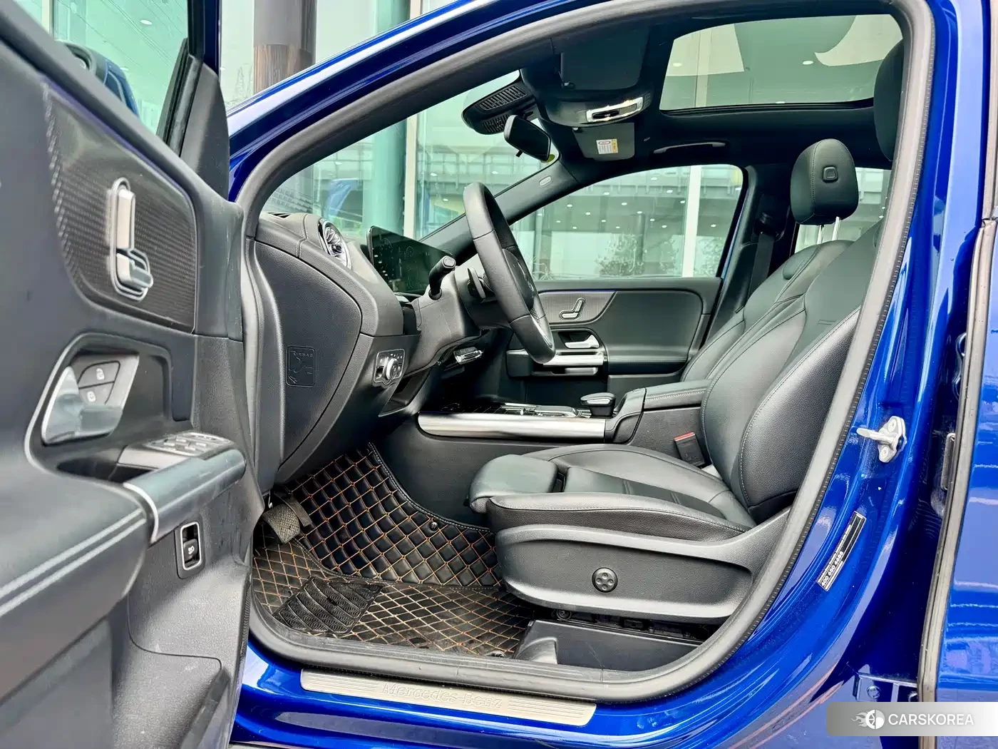 Mercedes-Benz GLA 2023 Синий из Китая, фото 2