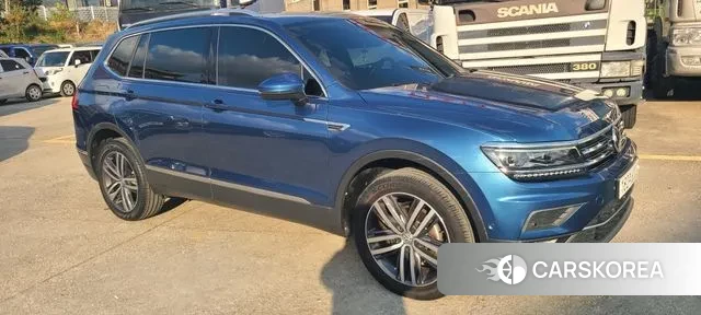 Volkswagen Tiguan Allspace 2020 Небесно-голубой из Кореи, фото 6