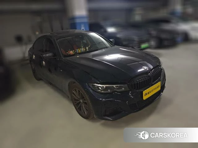 BMW 3 series 2022 Черный из Китая, фото 2
