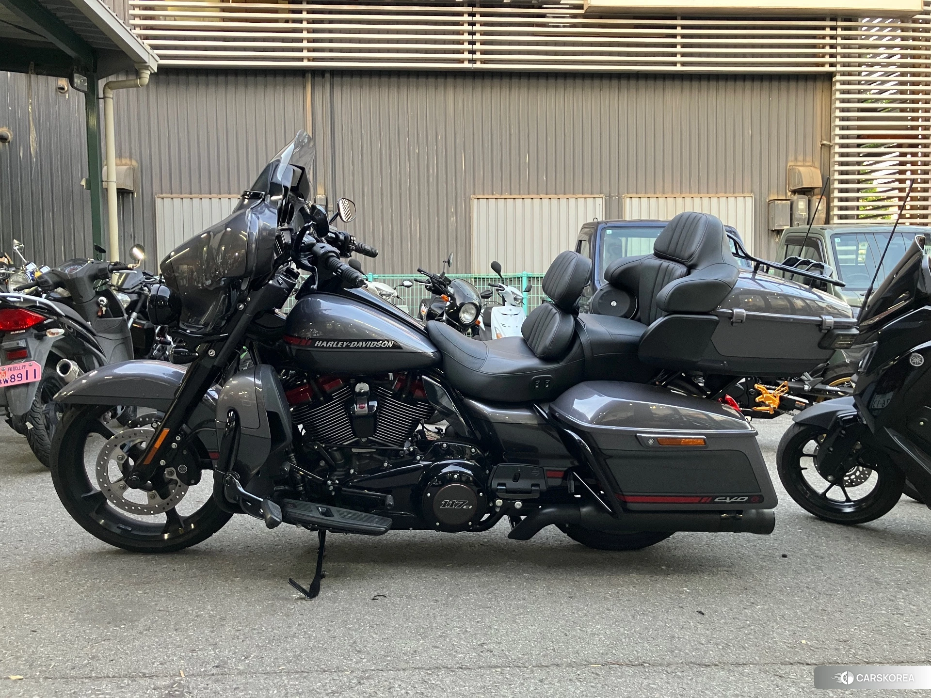 Harley-Davidson Electra Glide FLHTKSE1800 CVO 2020 из Японии, фото 2