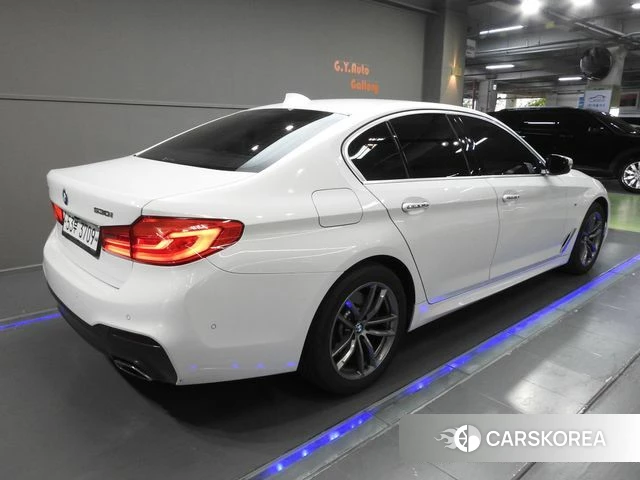 BMW 5 Series (G30) id 4363521 из Кореи 12