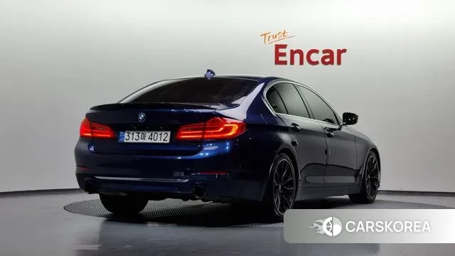 BMW 5 Series (G30) id 3351380 из Кореи 12