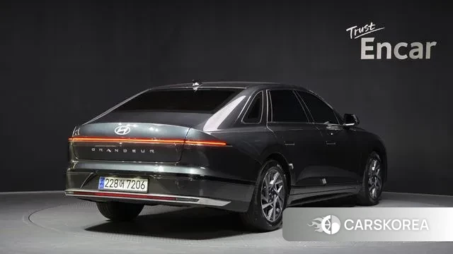 Hyundai Grandeur (GN7) id 3764061 из Кореи 12