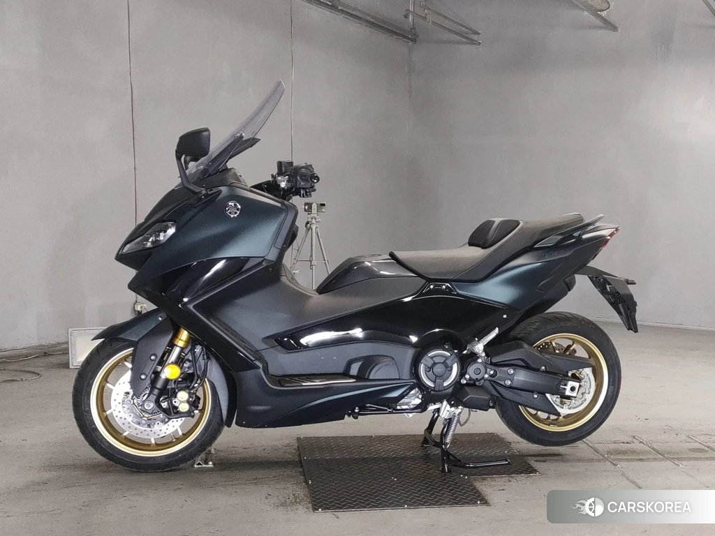 Проданный Yamaha T-MAX 560 id 4170613 из Японии, фото 2