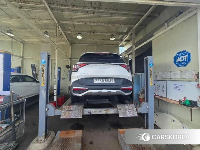 Kia Sportage 5th Generation 2021 Белый из Кореи, фото 2