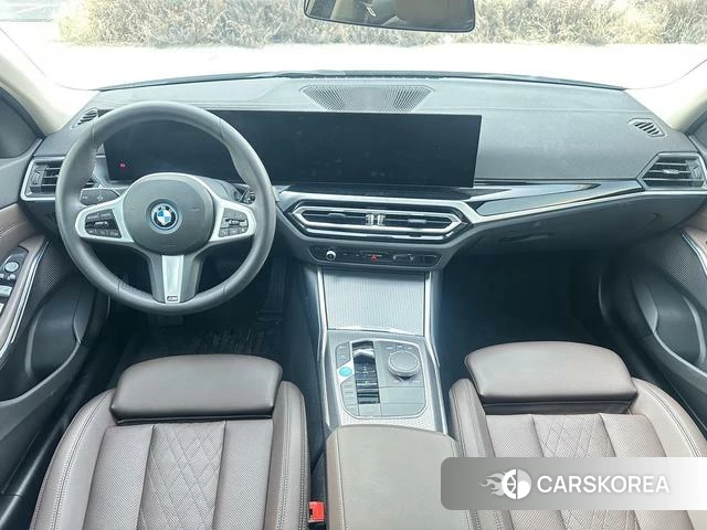 BMW i3 2025 Белый из Китая, фото 2