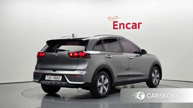 Kia Niro id 4397791 из Кореи 12