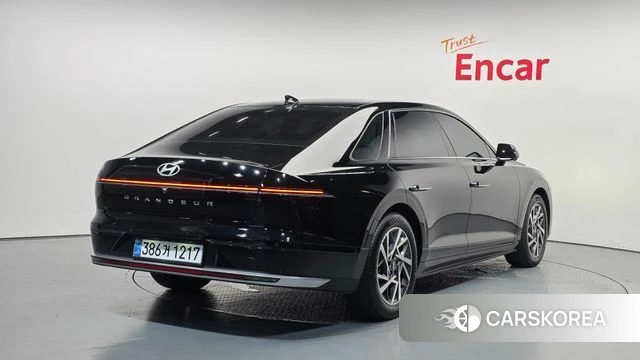 Hyundai Grandeur (GN7) id 4555429 из Кореи 12