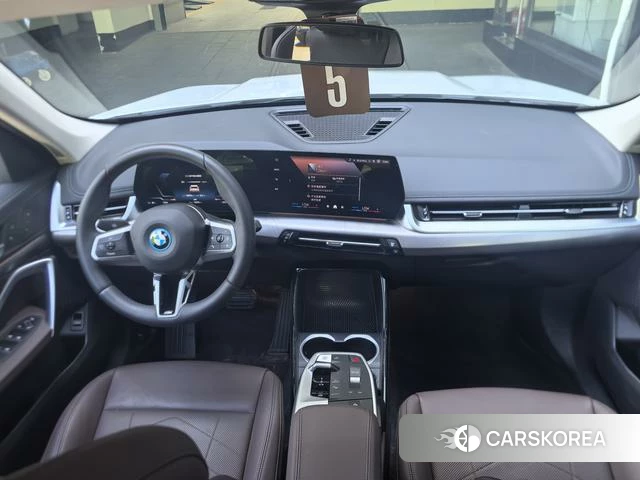 BMW iX1 2025 Белый из Китая, фото 6