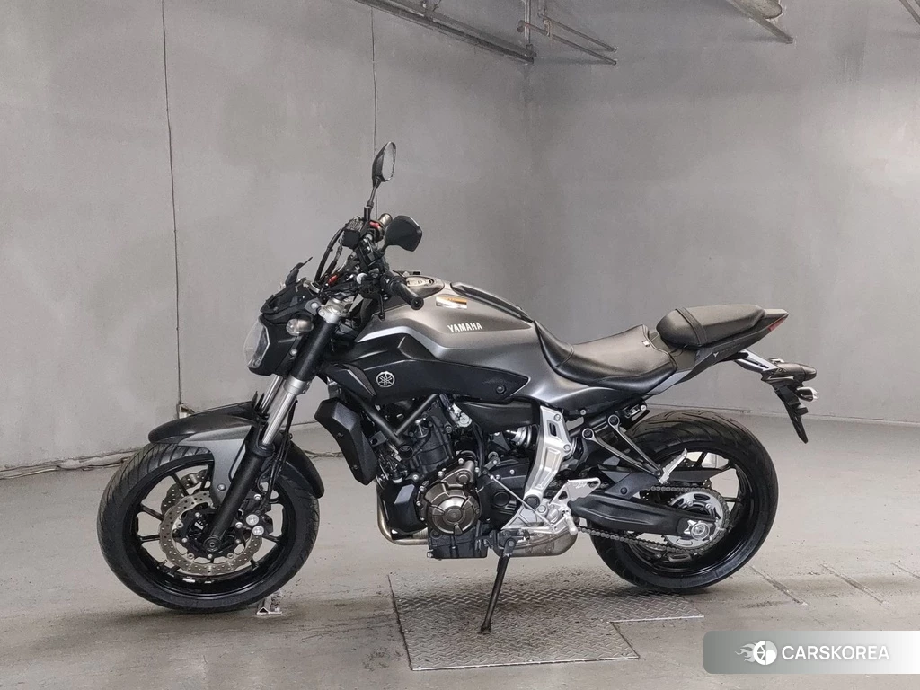 Проданный Yamaha MT-07 id 4169793 из Японии, фото 2